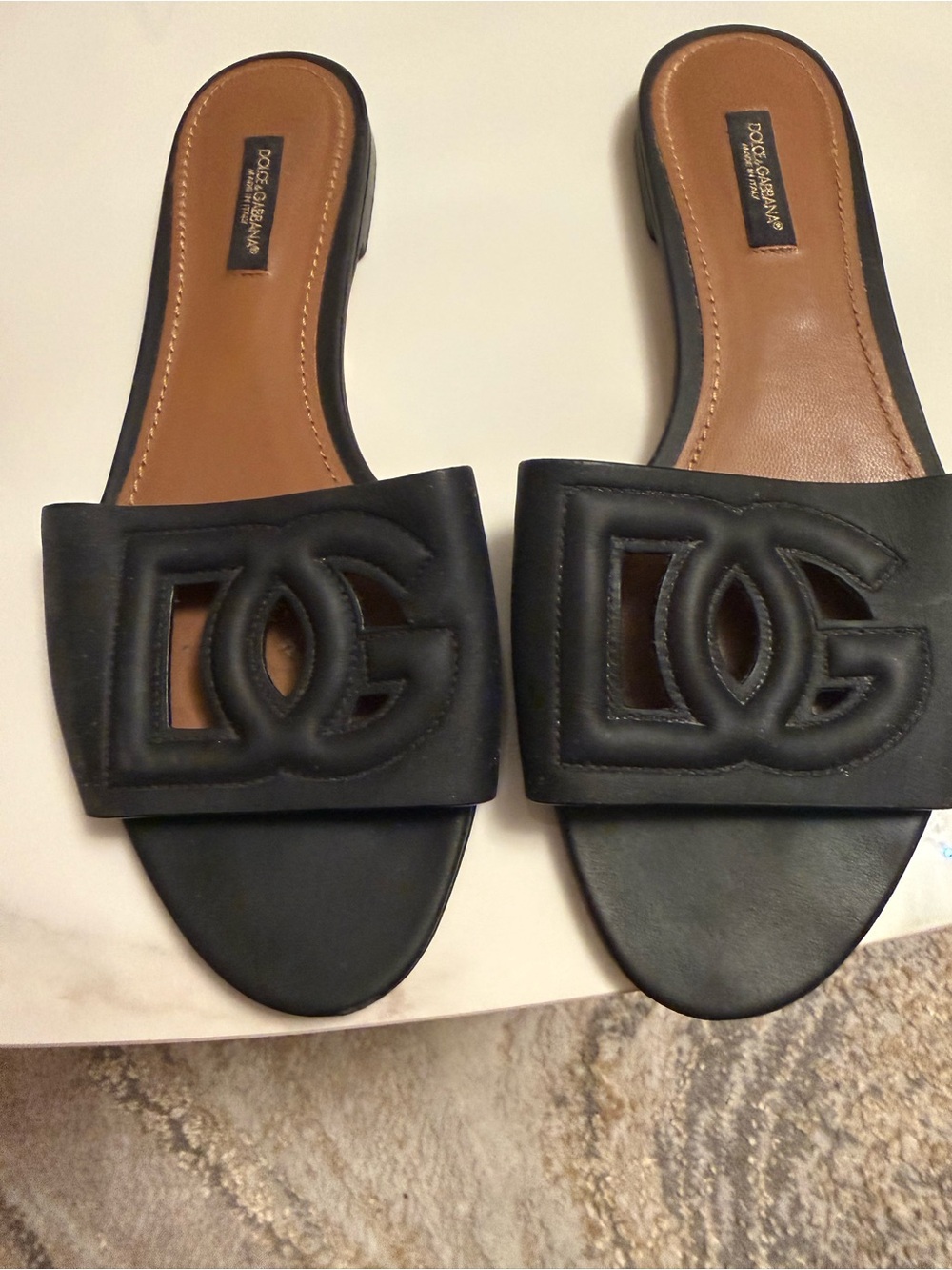 Dolce & Gabbana Black Leather Logo Slide Sandals